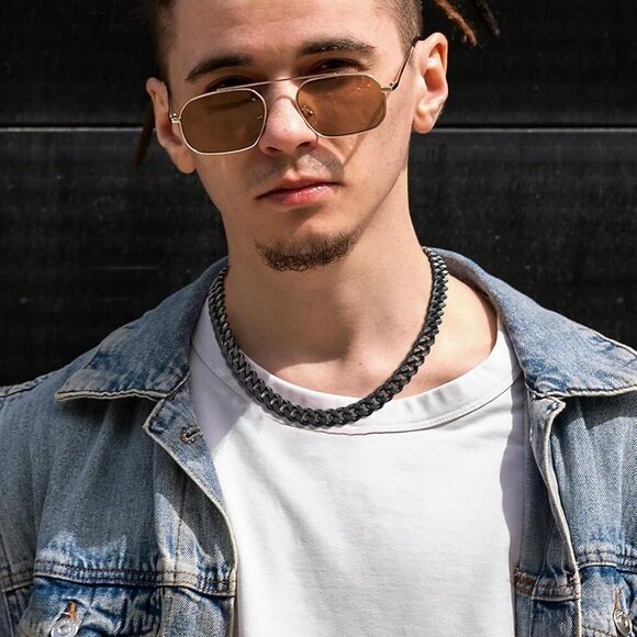 Chunky Cuban Link Necklace for Men - 18K Gold Plated Stainless Steel 14''-30'' - Picture 3 of 9